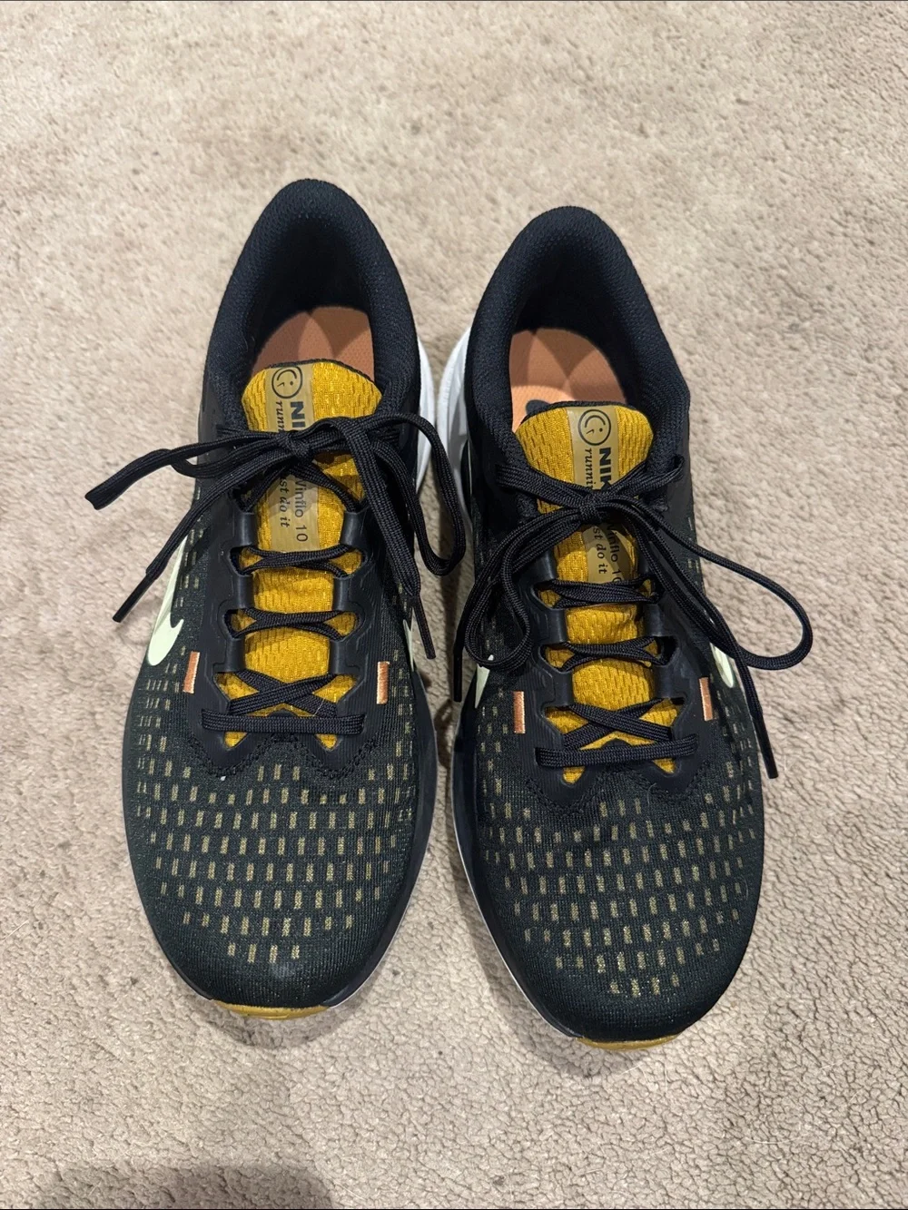 Nike Winflo 10 Men’s Running Shoes - Black with Yellow and Pale Green Accents
